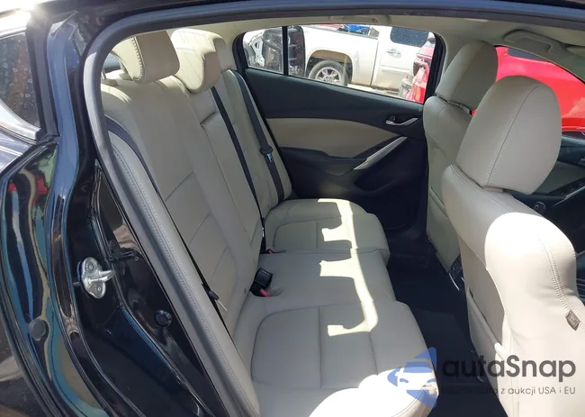 JM1GJ1V50F1220764: 42740950