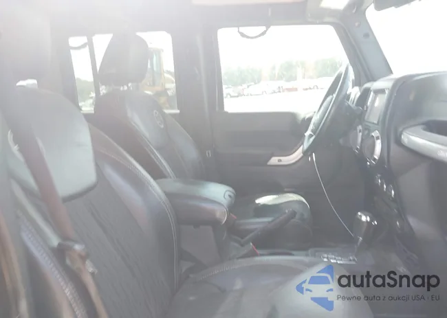 1C4BJWDG0EL228649: 42741071