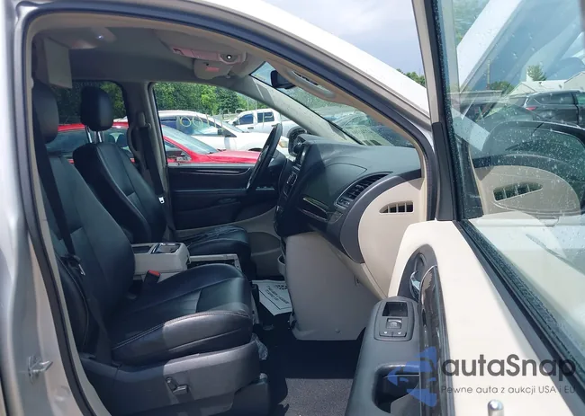 2A4RR8DG8BR801166: 42741100