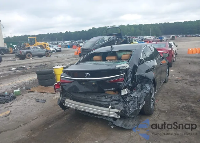 58AD21B17LU010503: 42742129