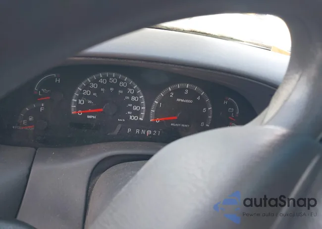 1FMRU15L3YLB57452: 42742142