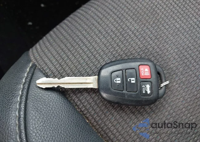 2T1BURHE4JC057438: 42742194