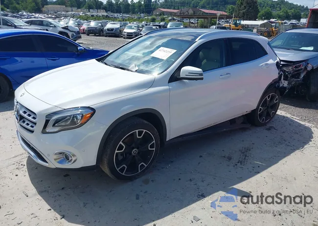 WDCTG4GB6LU024561: 42742235