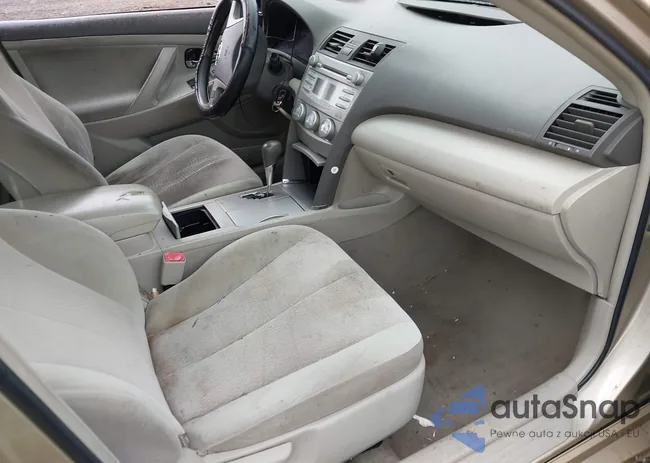 4T1BF3EK3BU739275: 42742424