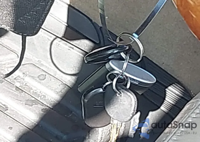 1G6DE5EY2B0144184: 42741886