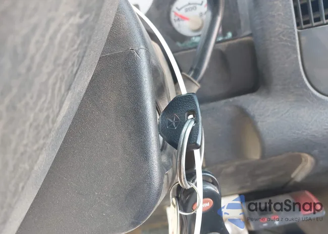 3D7KU28C63G829572: 42741923