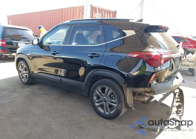 KNDEUCAA8M7163950: 42743249