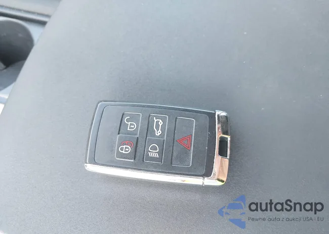 SALRJ2EXXP2480108: 42743589