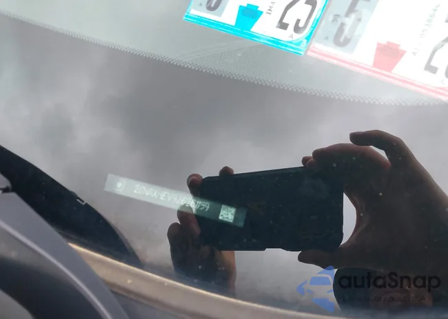 2GNAXHEV9J6261159: 42744280