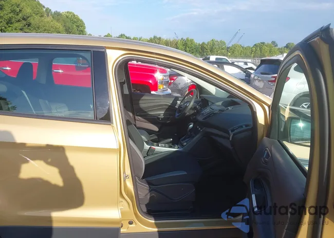 1FMCU0F77FUB56040: 42744724