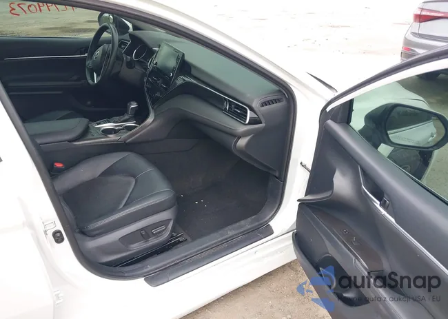 4T1F11BK3MU040563: 42744073