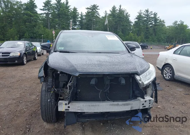 5TDBZRFHXJS488260: 42745335