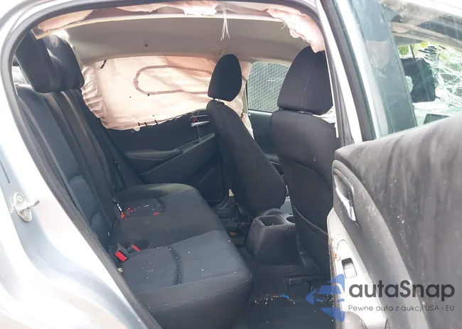 3MYDLBYV3HY170232: 42745452