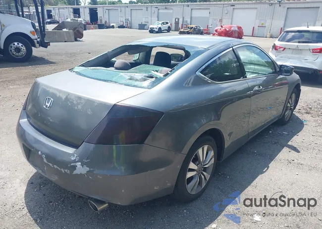 1HGCS12379A009792: 42745662