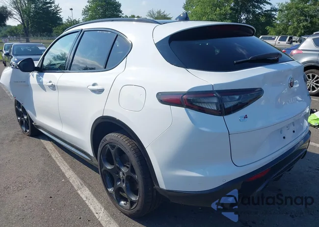 ZASPAKBNXR7D80041: 42744739