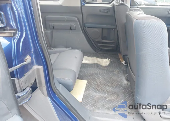 5J6YH28584L022415: 42744744