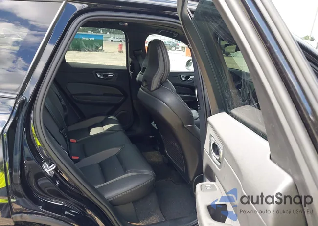 YV4102DM7M1810204: 42744760