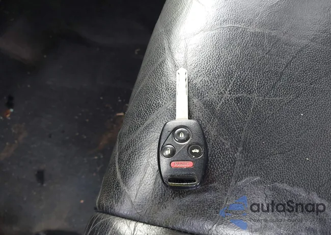 1HGCP26809A109925: 42744812