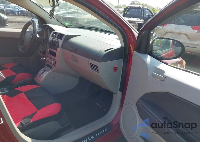 1B3HB48B67D542203: 42744853