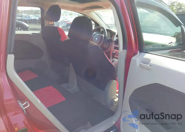 1B3HB48B67D542203: 42744853