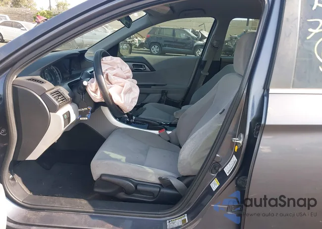 1HGCR2F32DA149401: 42744945