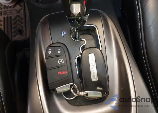 3C4PDDGG4FT633996: 42746161