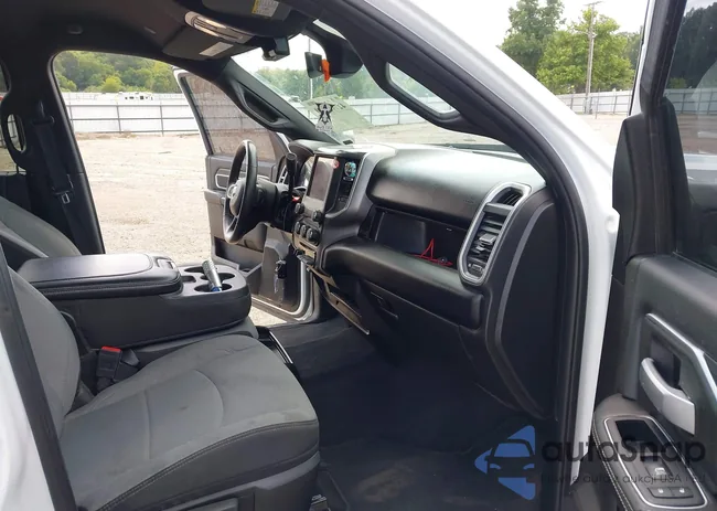 3C6UR5JL3RG337694: 42746220