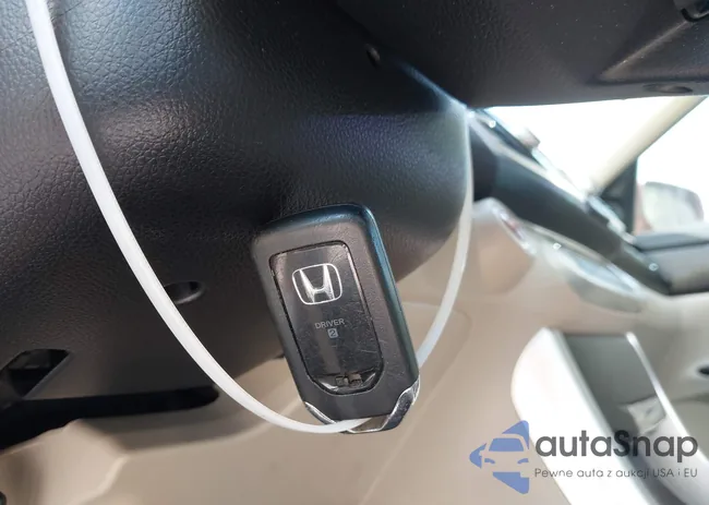 1HGCR2F80FA009653: 42746405