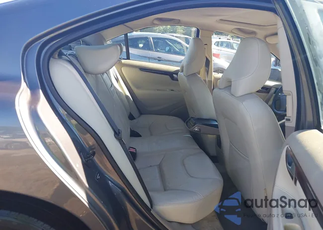 YV1RS592482688341: 42746491