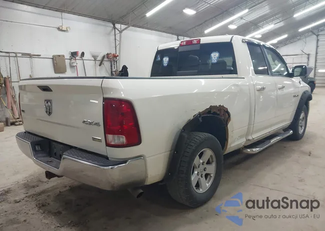 1D3HV18P29S803669: 42745881