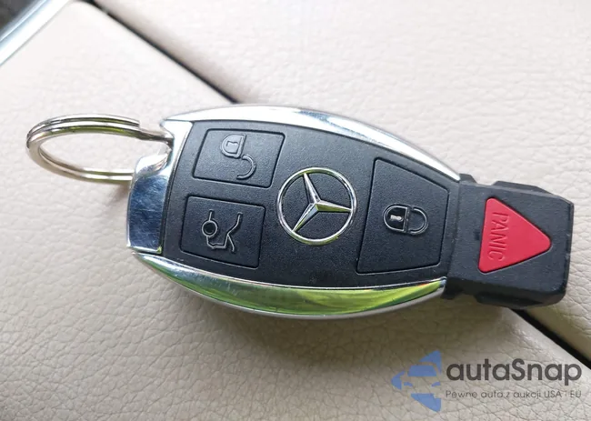 WDDWF4JB7JR418588: 42747154