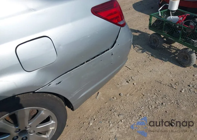 4T1BK36B96U078688: 42747308