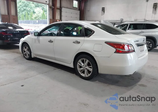 1N4AL3AP4EC269073: 42747311