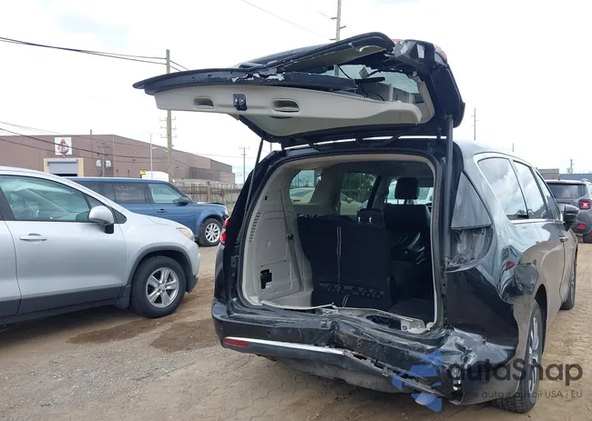 2C4RC1L70PR541580: 42747359