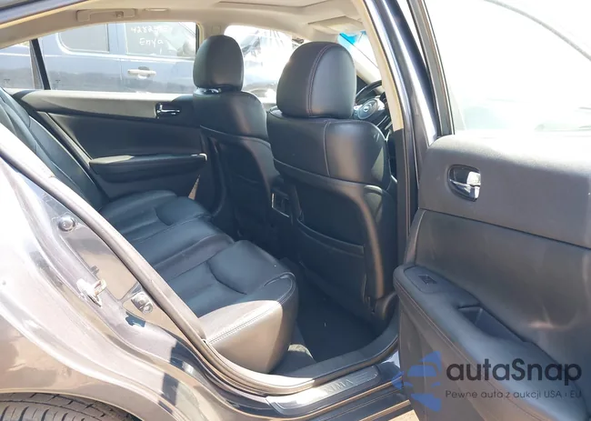 1N4AA5AP8AC847493: 42747409