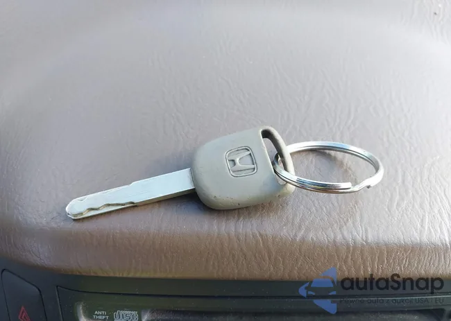 2HKYF18524H565219: 42747667