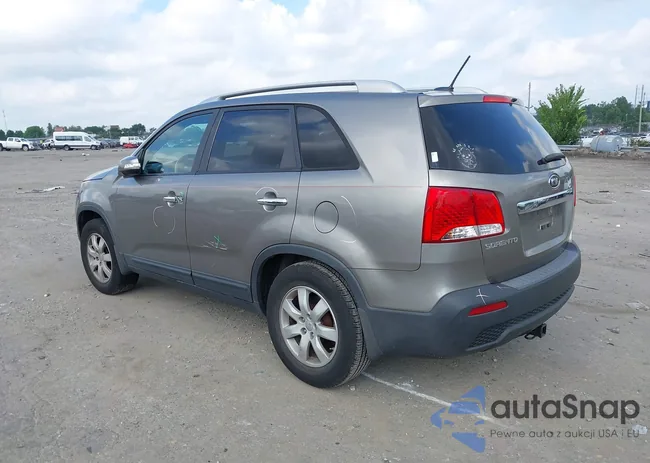 5XYKT3A26CG261696: 42747673