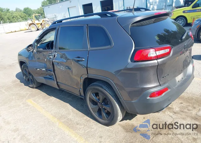 1C4PJMDS8HW552093: 42746765