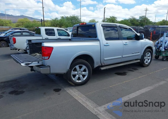 1N6AA0ED2CN330028: 42746828