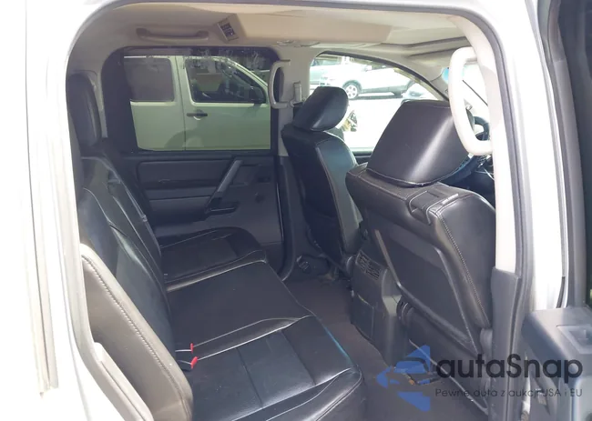 1N6AA0ED2CN330028: 42746828