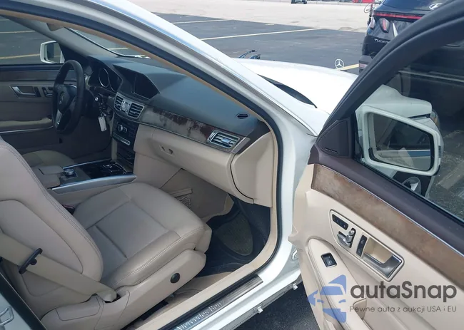 WDDHF8JB9EA876881: 42746834