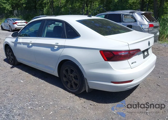 3VWC57BU5MM018422: 42746844