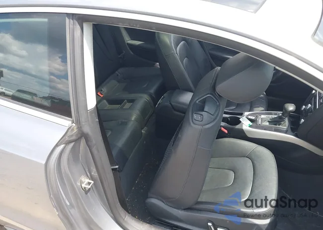 WAUD2AFR6GA000996: 42746985