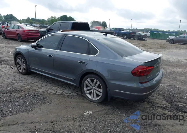 1VWCA7A32JC002003: 42747055