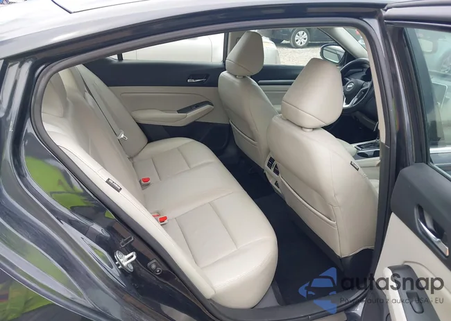 1N4BL4EV1KC124796: 42748229