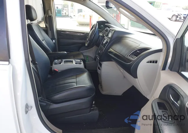 2C4RC1BG7FR552219: 42748250