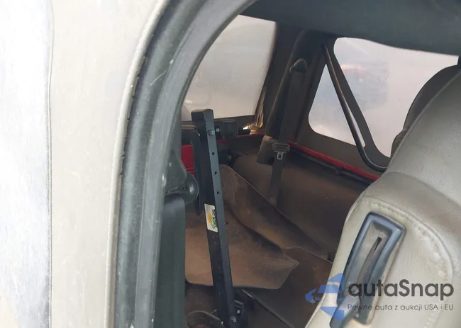 1J4FA49S03P303949: 42748252