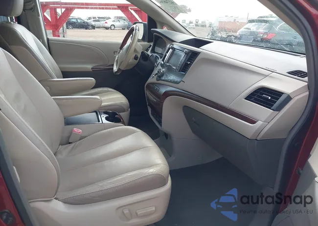 5TDYK3DC4BS030671: 42748364