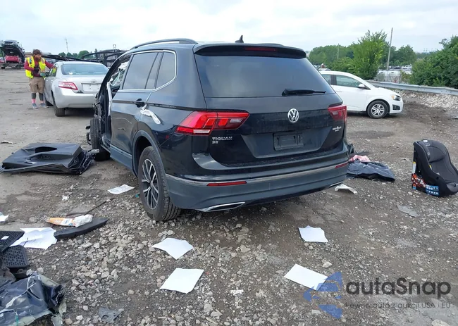 3VV3B7AX8MM056235: 42748560