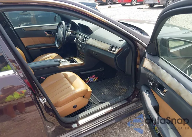 WDDHF8HB8AA230294: 42748785